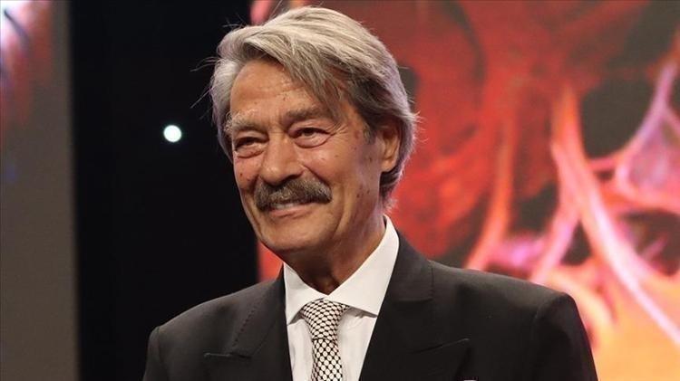 4 AY HASTANEDE KALMIŞTI