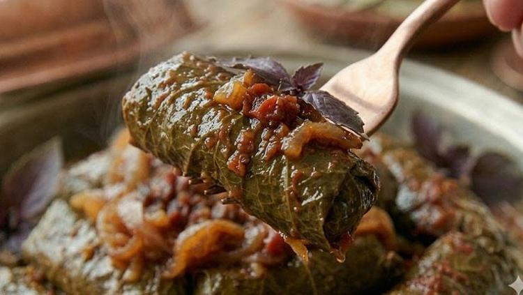 Bu tarifi deneyen pişman olmuyor Tam ölçülü, asla dağılmayan bakla dolması nasıl yapılır