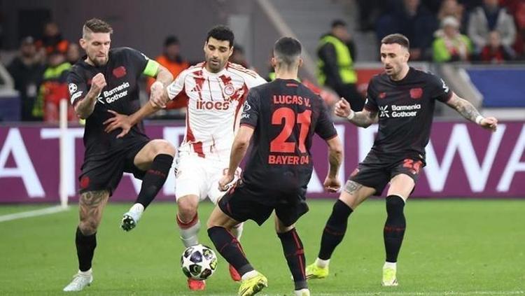 Yıldız golcü Taremi futbolu bırakıp orduya katılıyor Halkım ve vatanım tehlike altında