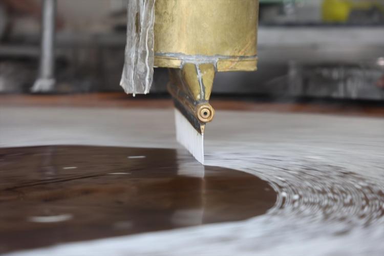 FABRİKASYON KADAYIFLA DÖKME KADAYIFIN ARASINDA YENİRKEN DAĞ KADAR FARK OLUR