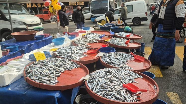 Pazarda gören torba torba alıyor Kilosu 50 TLye düştü: Kolesterolü sıfırlayıp tıkalı damarları açıyor