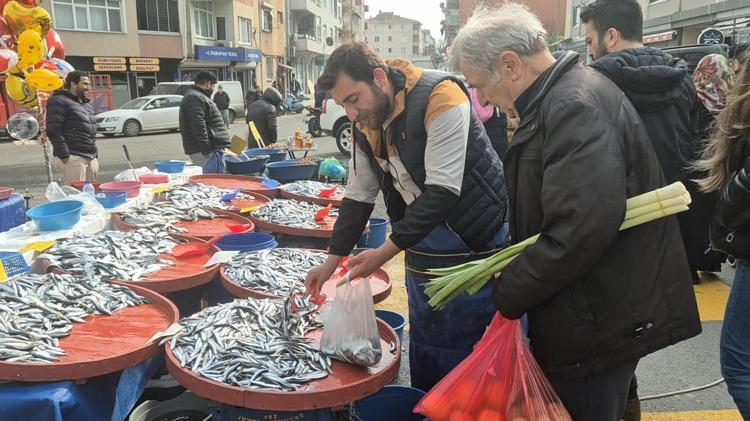 Pazarda gören torba torba alıyor Kilosu 50 TLye düştü: Kolesterolü sıfırlayıp tıkalı damarları açıyor