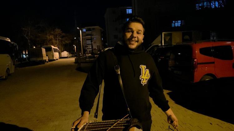 Dededen toruna uzanan sahur geleneği 23 yaşındaki genç, aile mirasını yaşatıyor