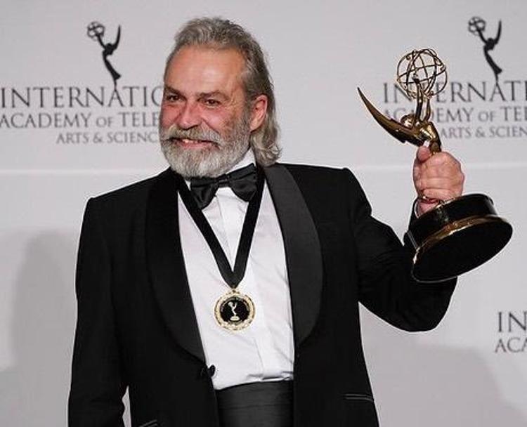 Haluk Bilginer’den meslektaşlarına sert eleştiri