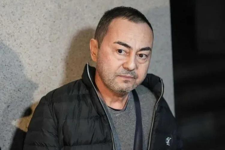 Barış planı suya düştü Serdar Ortaç’ı duyan Mehmet Ali Erbil resti çekti