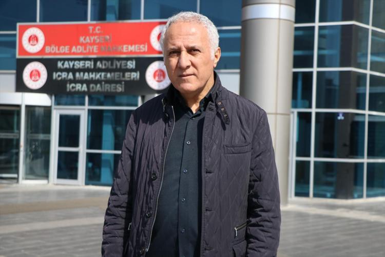 Yapılmayan dişin haczi geldi Muhtara bırakılan tebligat emekli kadını yaktı