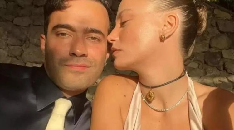 Serenay Sarıkaya ile Mert Demir’den evlilik sinyali