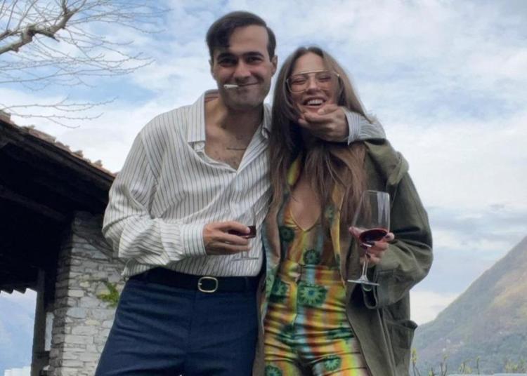 Serenay Sarıkaya ile Mert Demir’den evlilik sinyali