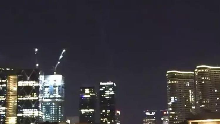 TEL AVİVDE SİREN SESLERİ