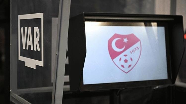 Beşiktaştan TFFye ‘VAR’ çıkarması Başkan Serdal Adalı Riva yolunda