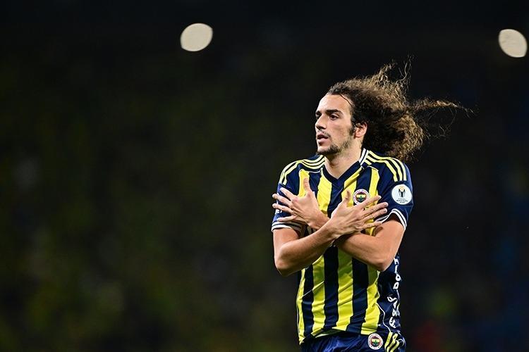 ‘BUNA NASIL KART GÖSTERMEZSİN’