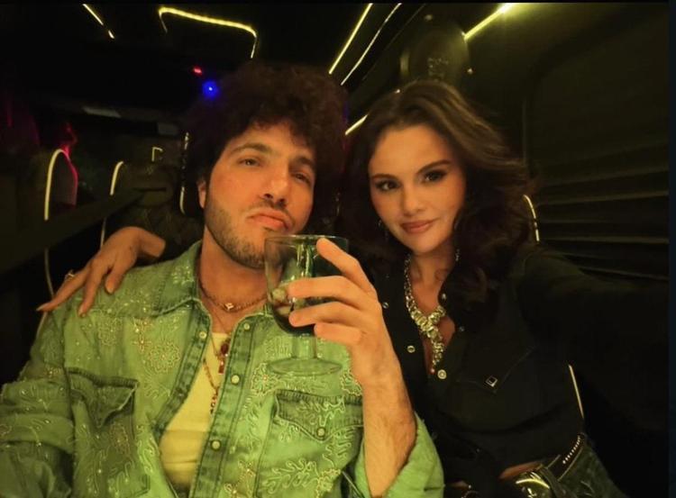Selena Gomez ve Benny Blanco’nun parti kareleri sosyal medyayı salladı
