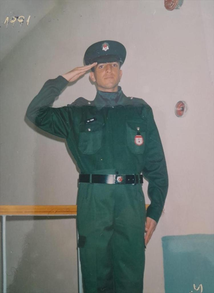 22 yıllık polis nöbeti 78 yaşındaki anne, engelli oğluna bebek gibi bakıyor