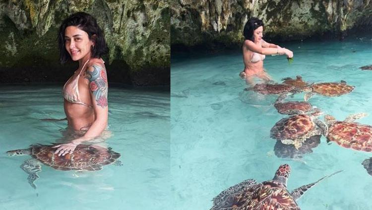 ZANZİBARDA TATİL YAPIYOR