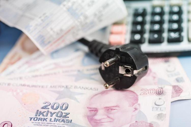 Fatura derdi tarih oluyor Hiç para vermeden 24 saat havadan elektrik üreten sistem çözüldü