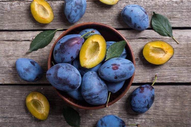 Halk arasında Japon eriği olarak biliniyor Marmelatını yapıp kaşık kaşık yiyin, damar sertliğine iyi geliyor