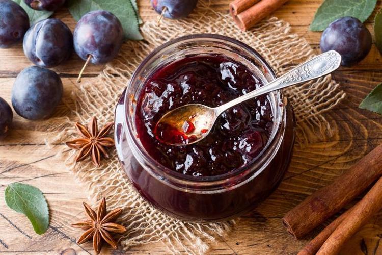 Halk arasında Japon eriği olarak biliniyor Marmelatını yapıp kaşık kaşık yiyin, damar sertliğine iyi geliyor