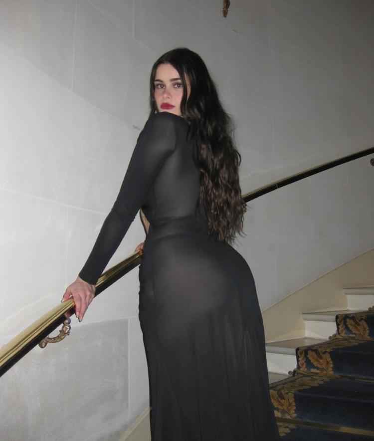 Barbie Ferreira verdiği kilolarla Moda Haftasına damga vurdu