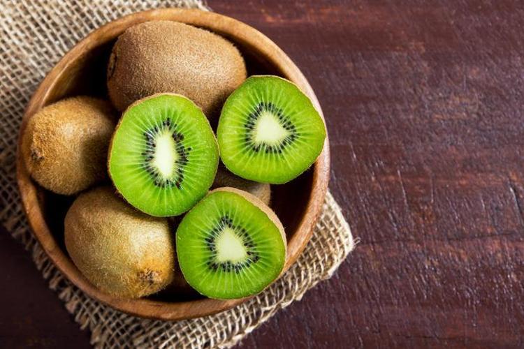 BAĞIRSAKLARIN DOĞAL YAKITI: KİVİ