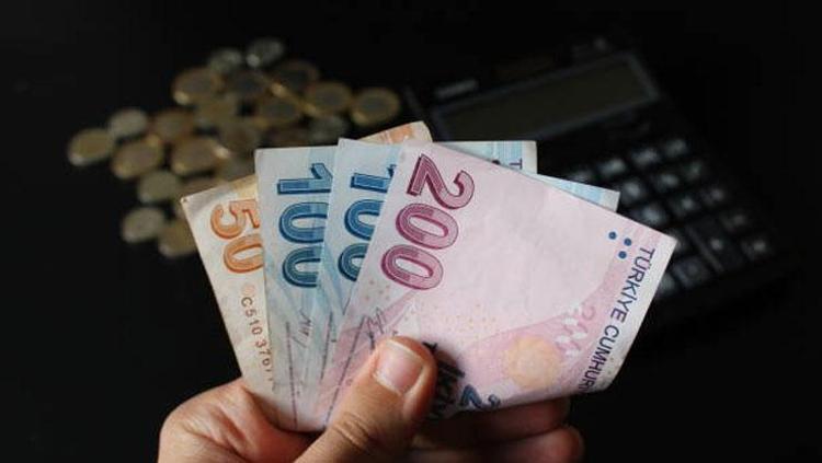 OTURMADIĞI EVİN KİRASINI FAİZİYLE ÖDEYECEK