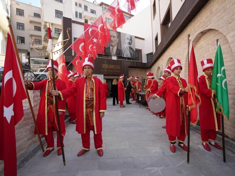 BAĞIMSIZLIK RUHUNUN SEMBOLÜ