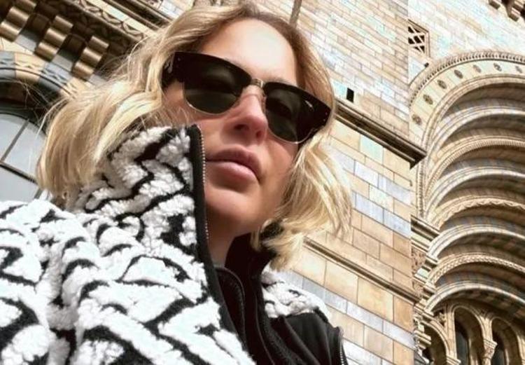 Hepsinin eski üyesi Yasemin Yürük hastanelik oldu Talihsiz kaza korkuttu
