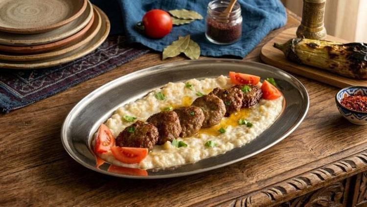 Saray mutfağının yıldızı sofranızda Adım adım tam kıvamında beğendili köfte tarifi