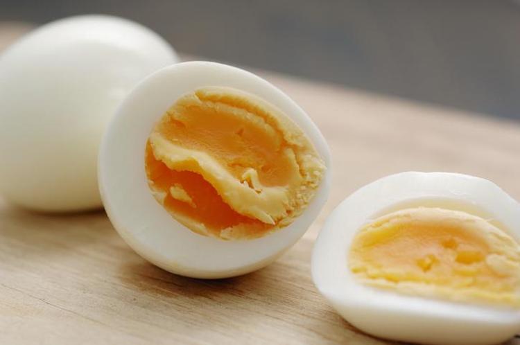 YUMURTA TÜKETMEK KOLESTEROLÜ NASIL ETKİLER