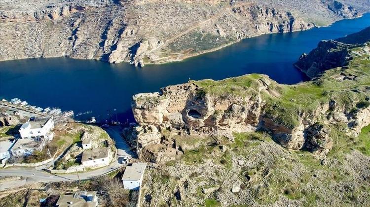 Görenler Bodrum zannediyor ama denizi yok Herkes tatilde akın akın oraya gidiyor, fiyatlar çok ucuz
