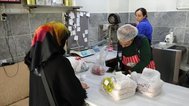 Gaziantepte imece usulü hazırlanıyor Tek tek yuvarlanıp, randevuyla teslim ediliyor