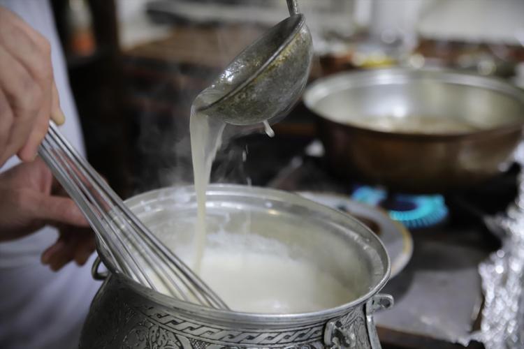 Gaziantepte imece usulü hazırlanıyor Tek tek yuvarlanıp, randevuyla teslim ediliyor