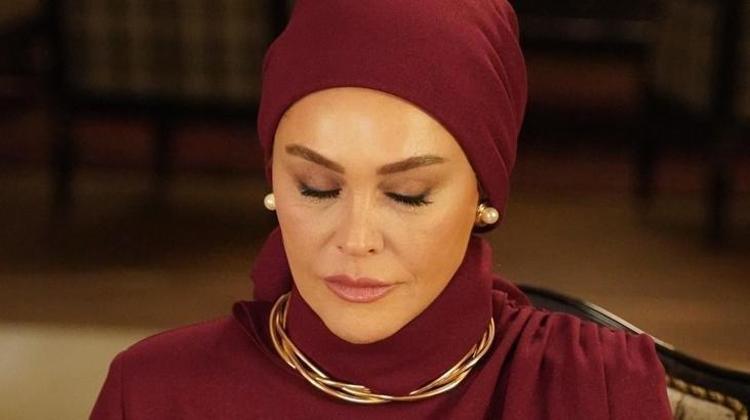 Hande Ataiziden Hülya Avşarın dizisine yorum: Öyle bir işin içinde yer almak istemezdim