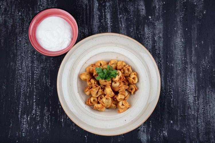 Milföyü olan hemen denesin Yufka açmaya gerek yok: Yediğiniz en lezzetli mantı olacak