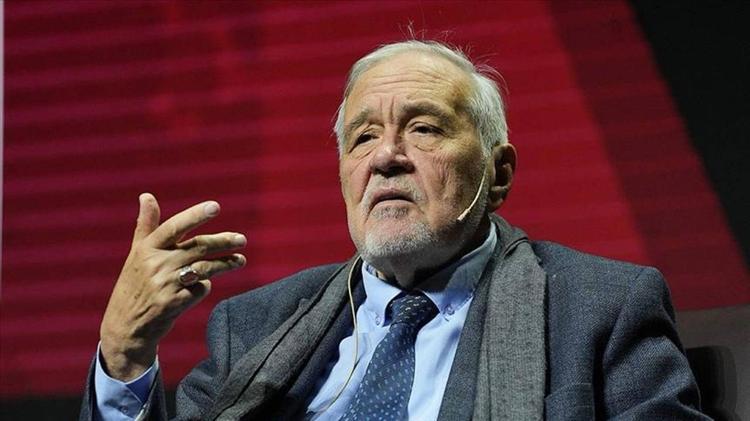 Türkiye, İlber Hocasını son yolculuğuna uğurladı