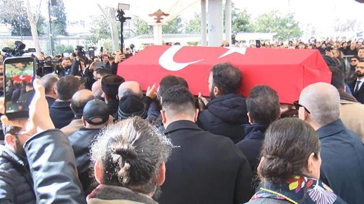 Türkiye, İlber Hocasını son yolculuğuna uğurladı