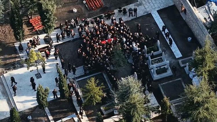 Türkiye, İlber Hocasını son yolculuğuna uğurladı