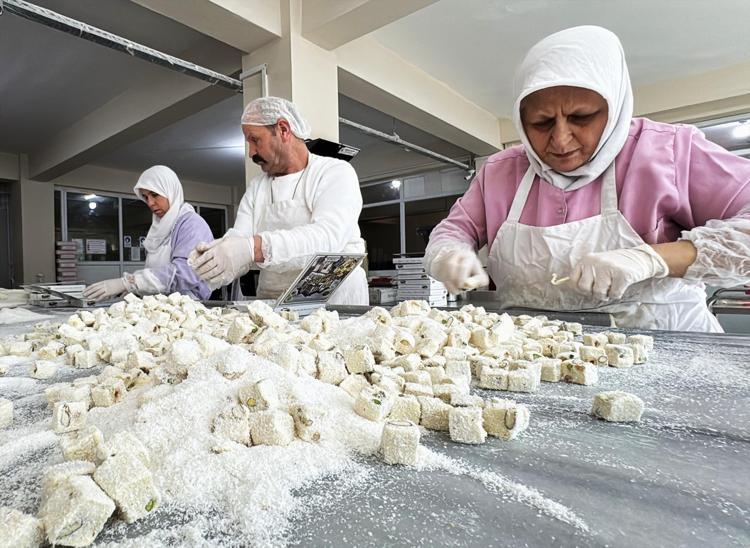 Osmanlı’nın parmak izinde lezzet mesaisi Kilosu 600 TLden başlıyor, adeta bayramın gözdesi