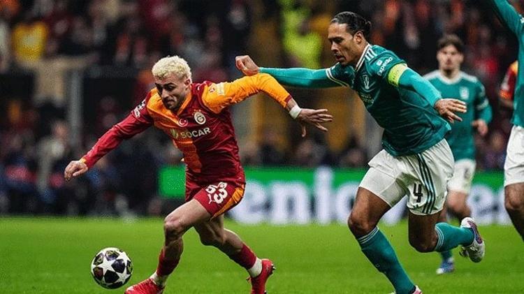Anfield’da Barış Alper Yılmaz çıkarması 3 İngiliz devi tribünde