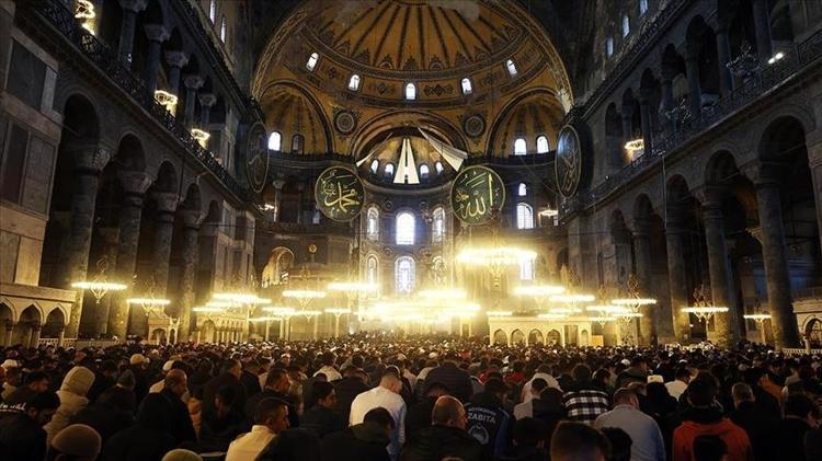 AREFE GÜNÜ YAPILACAK SÜNNETLER 2026: Peygamberimiz arefe gününde ne yapardı Hz. Muhammedin arefe günü sünnetleri ve uyguladığı ibadetler nelerdir Hadislere dayalı arefe günü sünnetleri