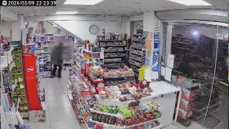 DOĞUM GÜNÜ KUTLAMA BAHANESİYLE MARKETTEN KOLİ BANDI ALDI
