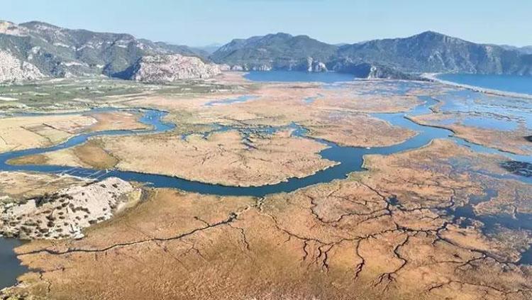 Dalyan Kanalı, havadan çekilen görüntülerle adeta nefes kesti