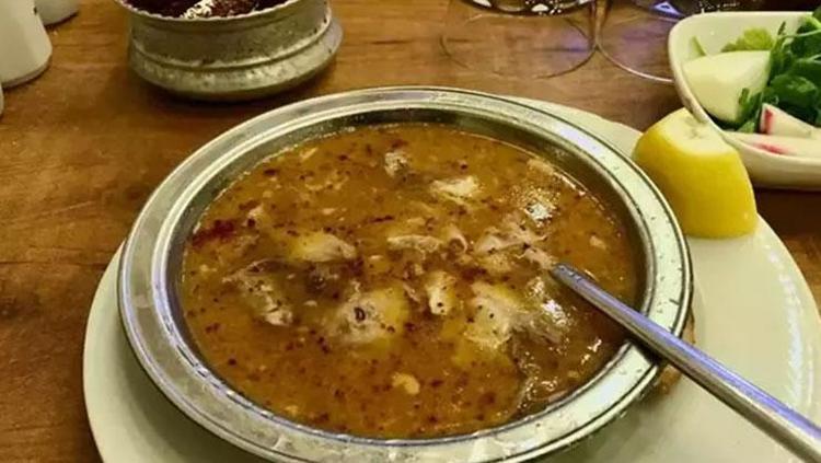 LEZZET PATLAMASI: YANMIŞ TEREYAĞI VE PUL BİBER