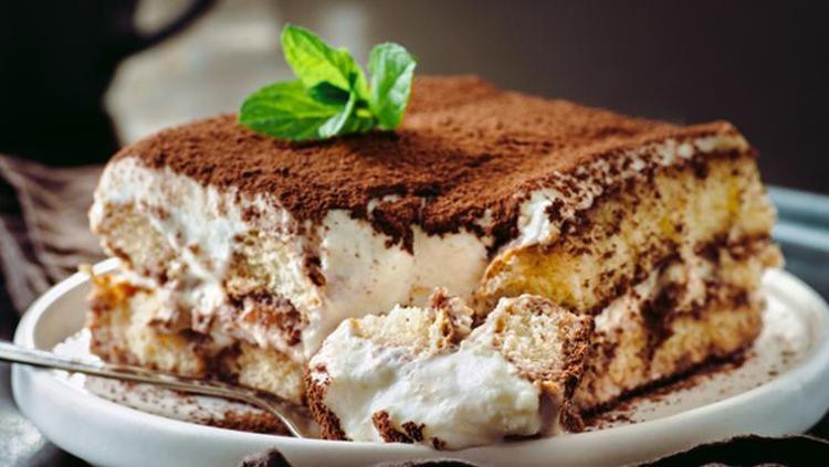 15 dakikada hazır tiramisu tarifi Lezzetiyle parmak ısırtıyor, kaşık kaşık yediriyor