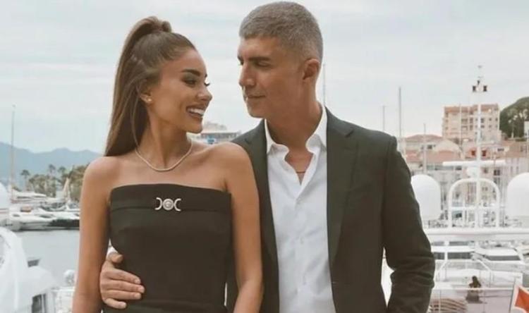 Özcan Deniz ve Samar Dadgar’dan Boğaz’da romantik yürüyüş