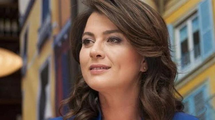 Açelya Akkoyun’dan dikkat çeken çıkış Oyunculuğu ünle karıştırıyorlar