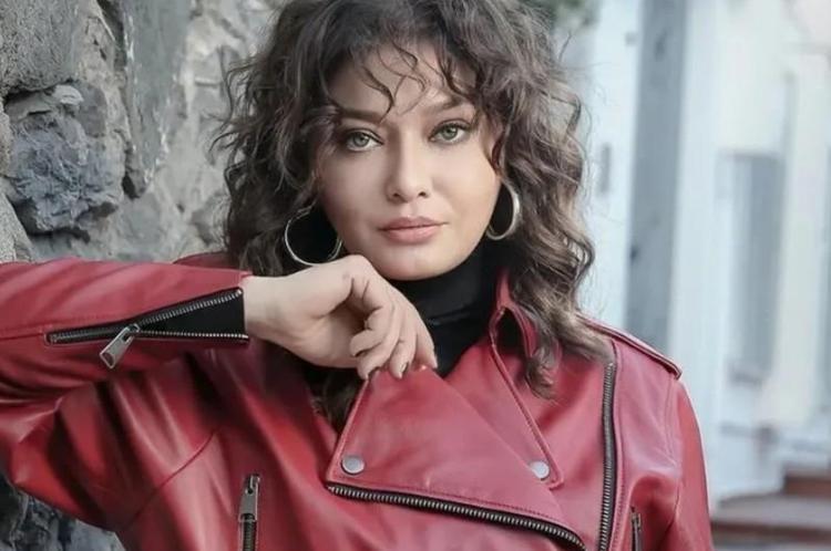 AKILLARA DEMET AKALIN GELDİ