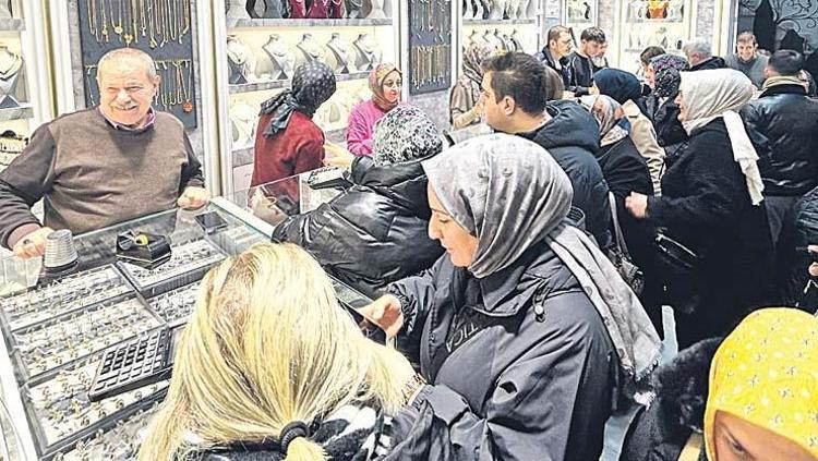GRAM TALEBİNE YETİŞEMİYOR