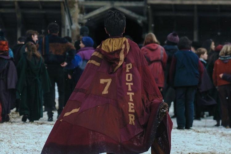 Hogwarts yeniden açılıyor Harry Potter dizisinin fragmanı yayınlandı