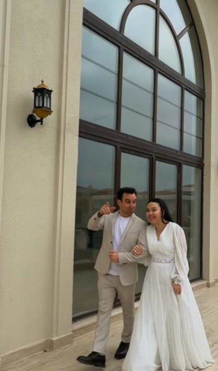 Lüks paylaşımlarıyla gündeme gelen fenomen Özlem Öz yeni malikanesini gösterdi