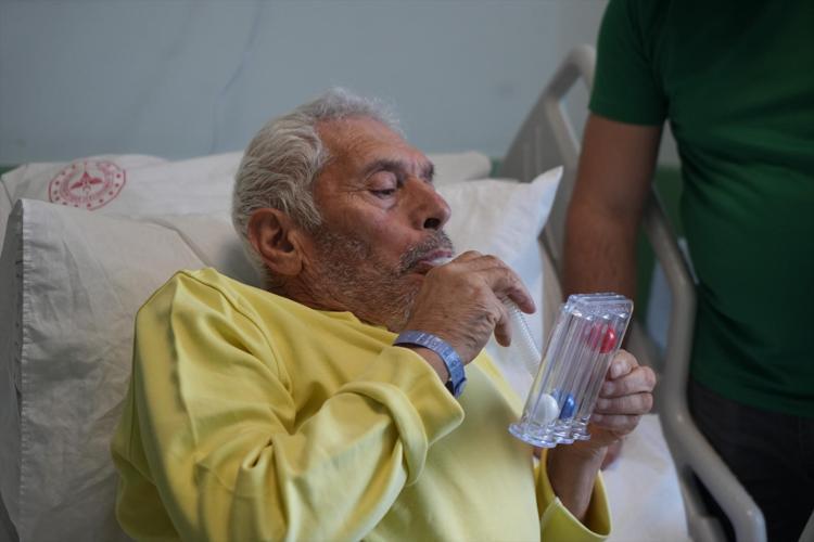 Kalbini saatlerce durdular Tıpta nadir görülen vaka duyanları şok etti